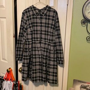 Vintage checkered black and white knee length dress
